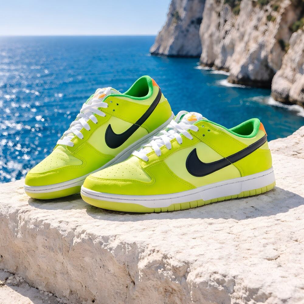Nike Dunk Low SE Volt Black Total Orange Leather Sneakers FJ4610-702 Men’s